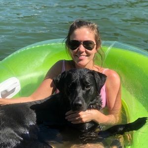 Meet your Posher, April